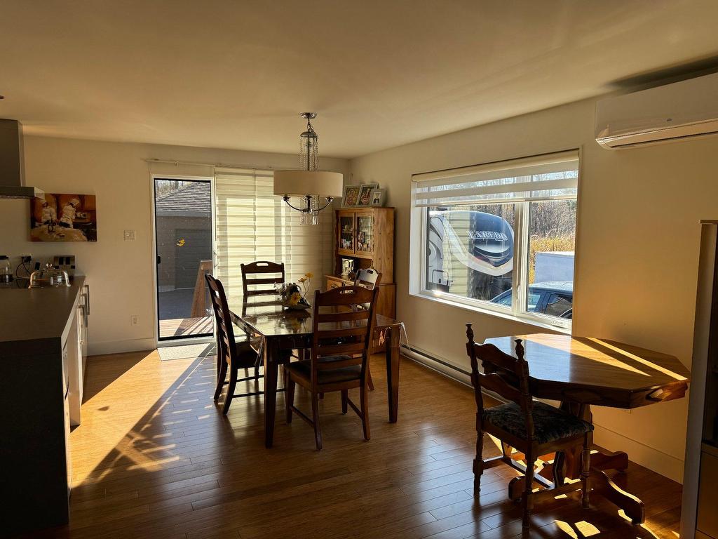 









218


Rue des Campanules

,
Baie-Comeau,




QC
G4Z0B2

