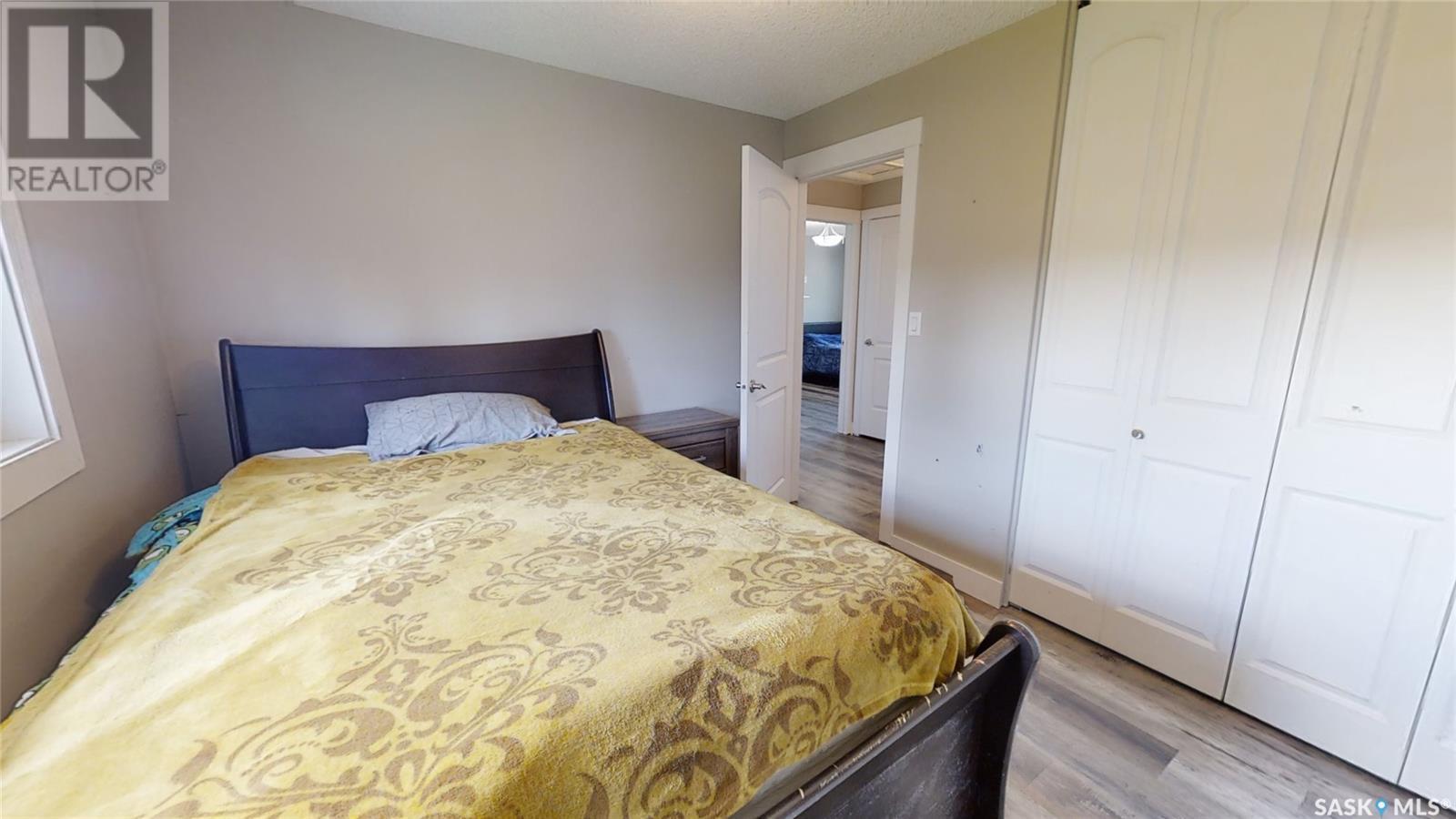












Kindersley Acreage

,
Kindersley Rm No. 290,




Saskatchewan
S0L1S0

