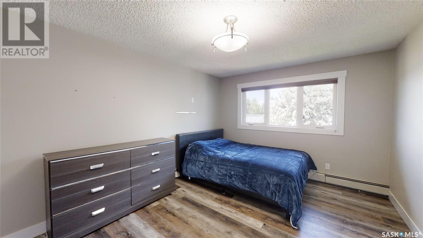 












Kindersley Acreage

,
Kindersley Rm No. 290,




Saskatchewan
S0L1S0

