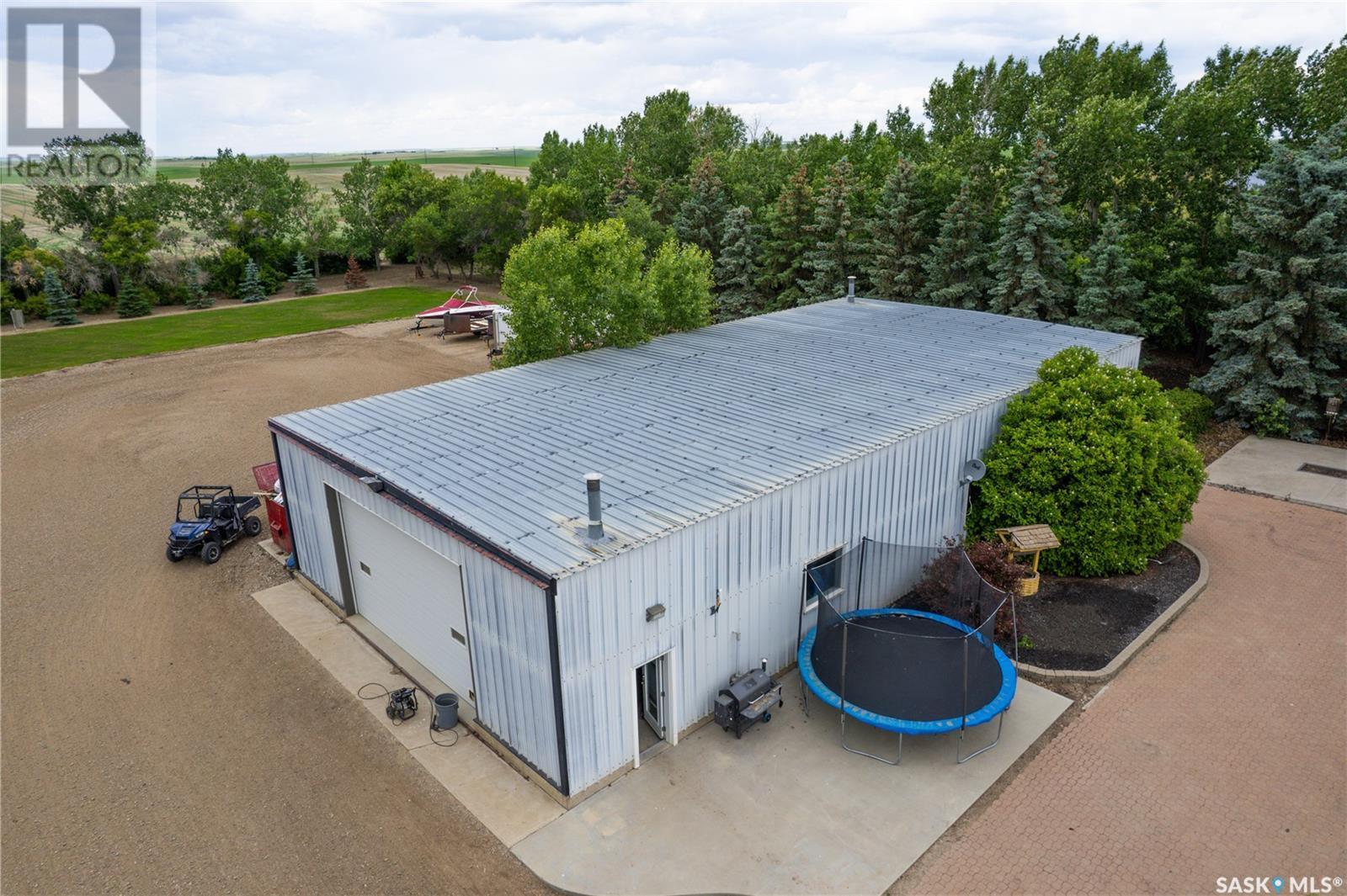 












Kindersley Acreage

,
Kindersley Rm No. 290,




Saskatchewan
S0L1S0

