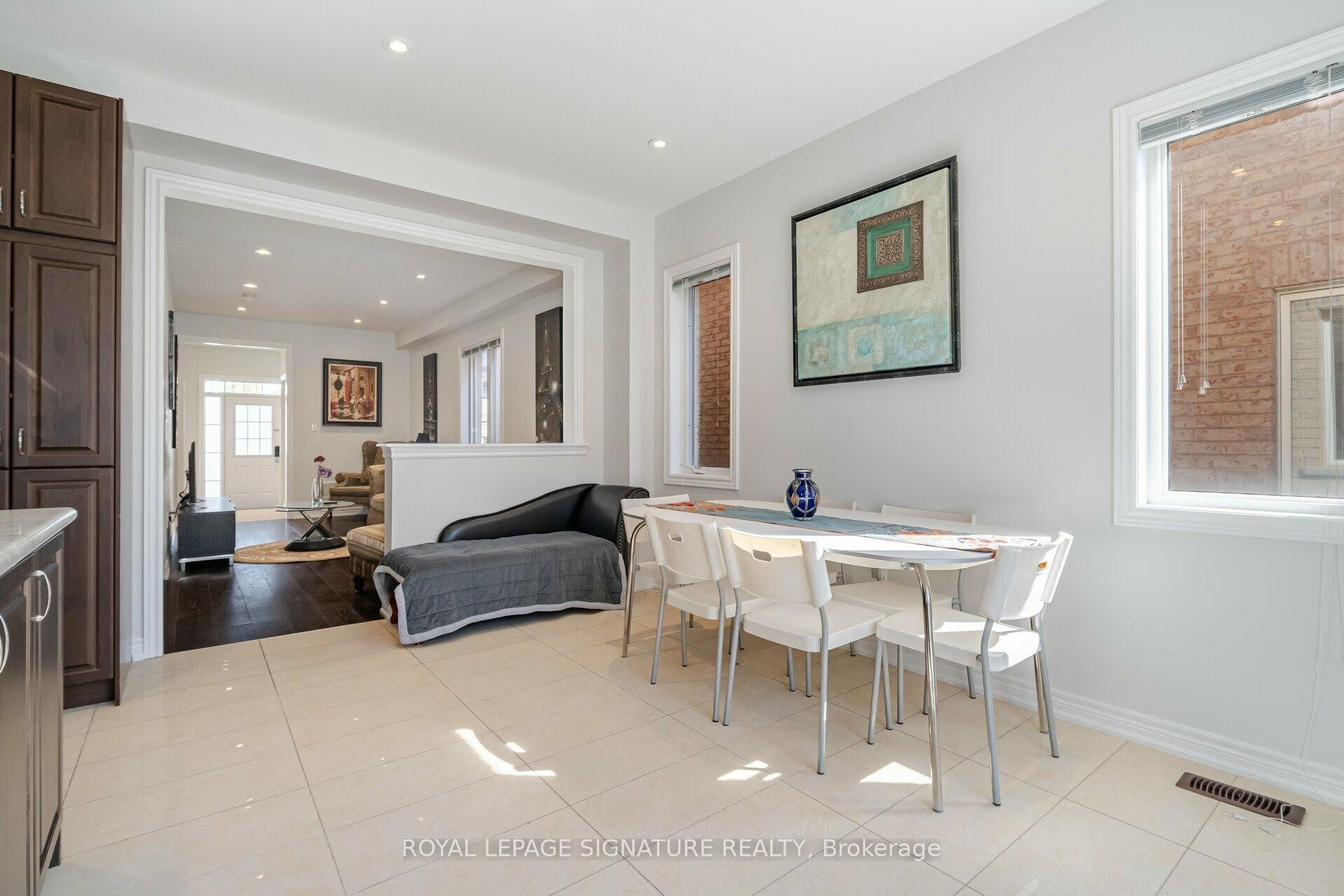 









5520


Meadowcrest

Avenue,
Mississauga,




ON
L5M 0V1

