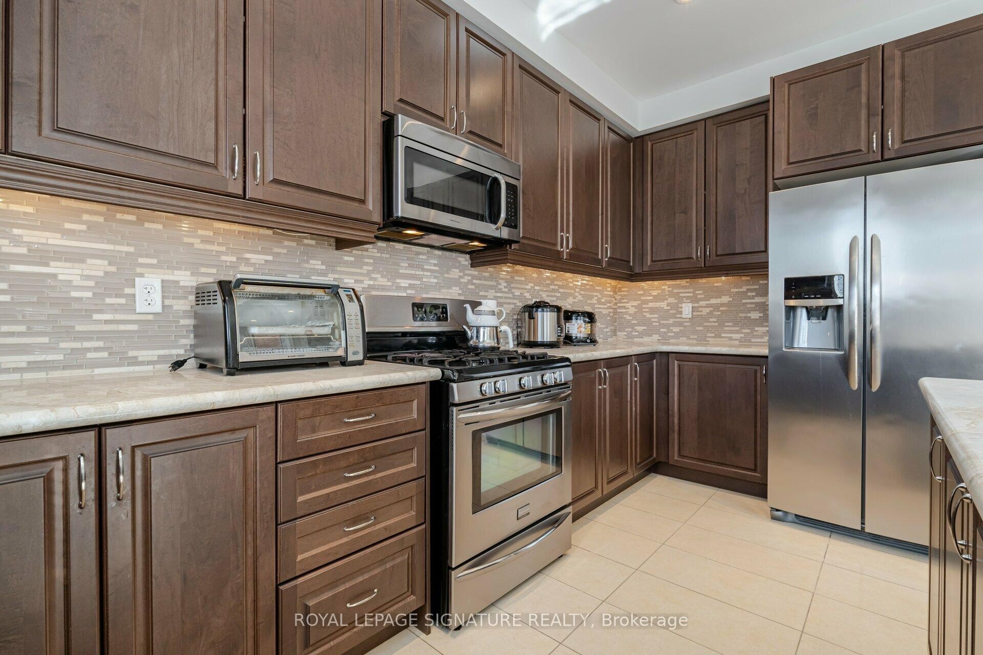 









5520


Meadowcrest

Avenue,
Mississauga,




ON
L5M 0V1

