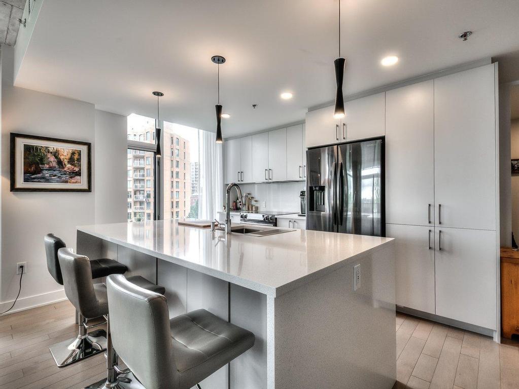 









8310


Boul. St-Laurent

, 405,
Brossard,




QC
J4X0B5

