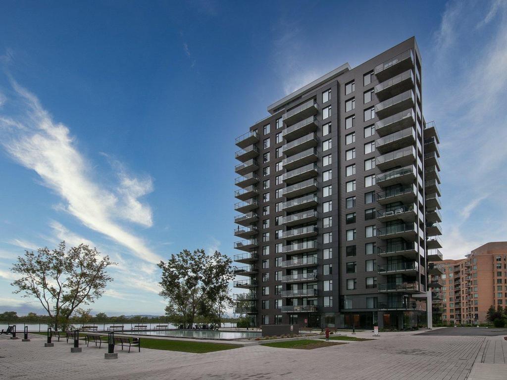 









8310


Boul. St-Laurent

, 405,
Brossard,




QC
J4X0B5

