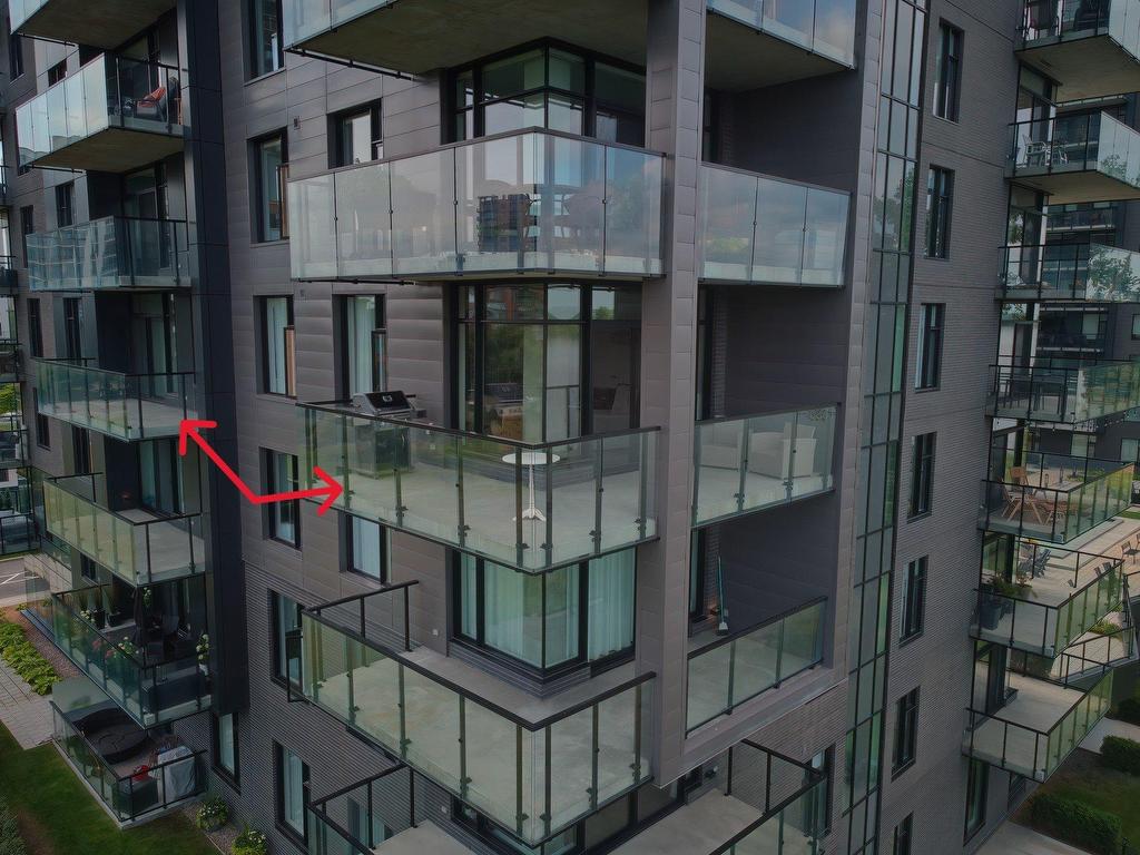 









8310


Boul. St-Laurent

, 405,
Brossard,




QC
J4X0B5

