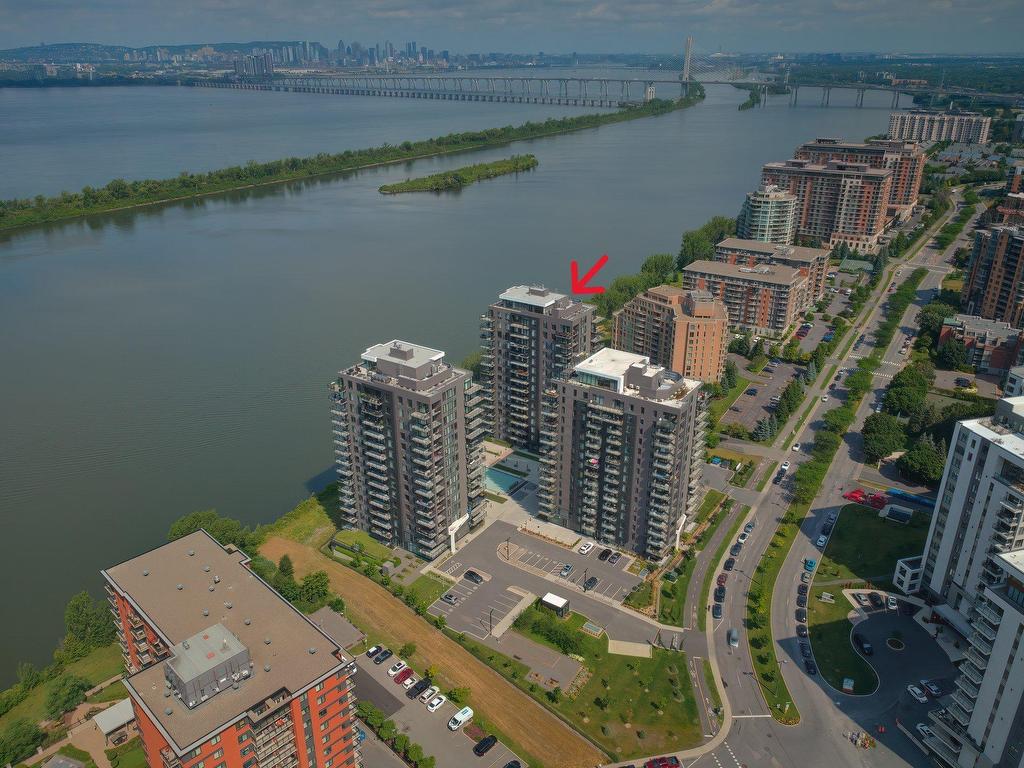 









8310


Boul. St-Laurent

, 405,
Brossard,




QC
J4X0B5

