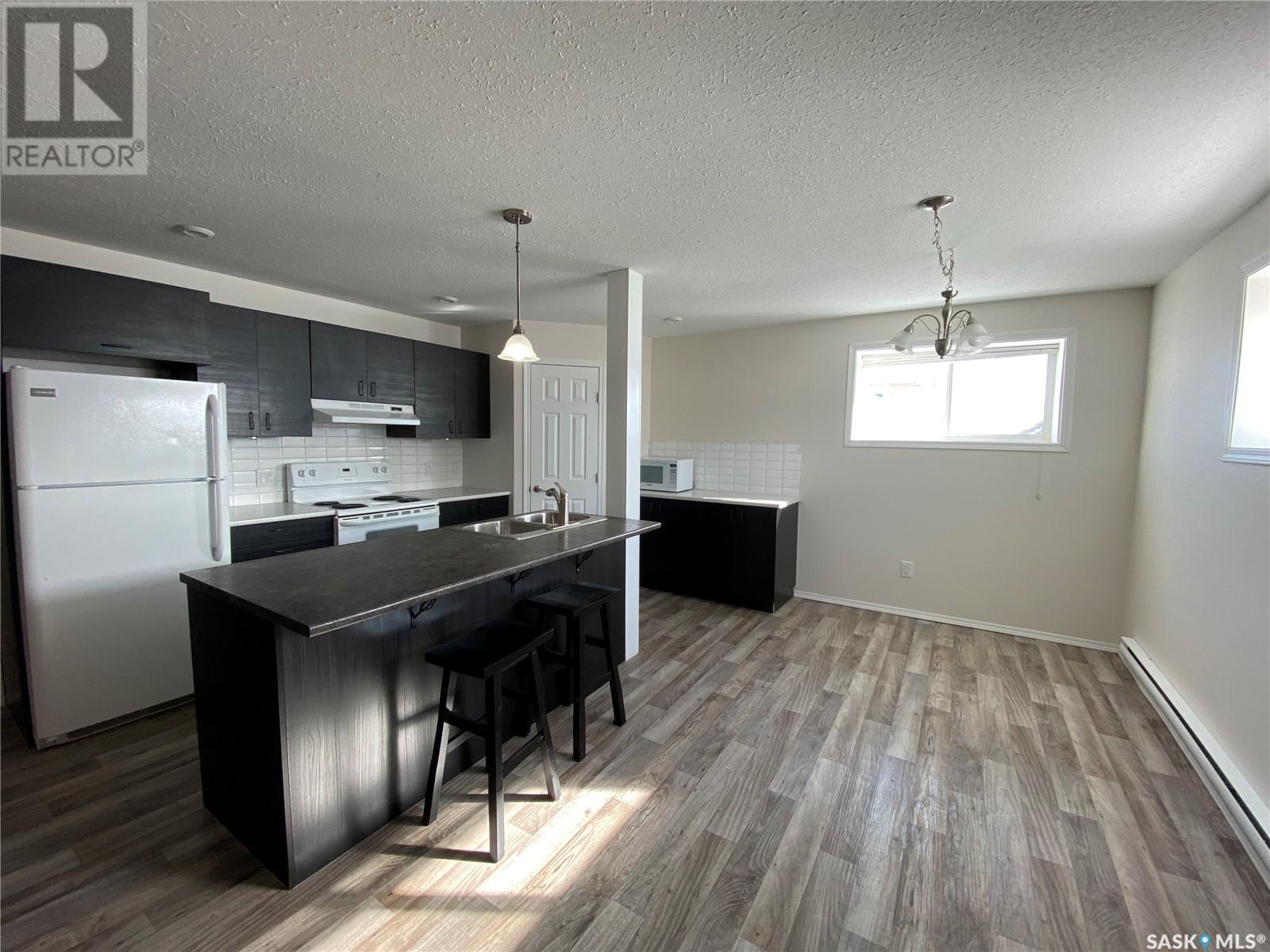 












104 Railway AVENUE E

,
Kindersley Rm No. 290,




Saskatchewan
S0L1S0

