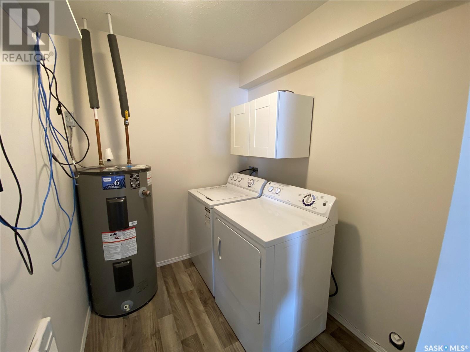 












104 Railway AVENUE E

,
Kindersley Rm No. 290,




Saskatchewan
S0L1S0

