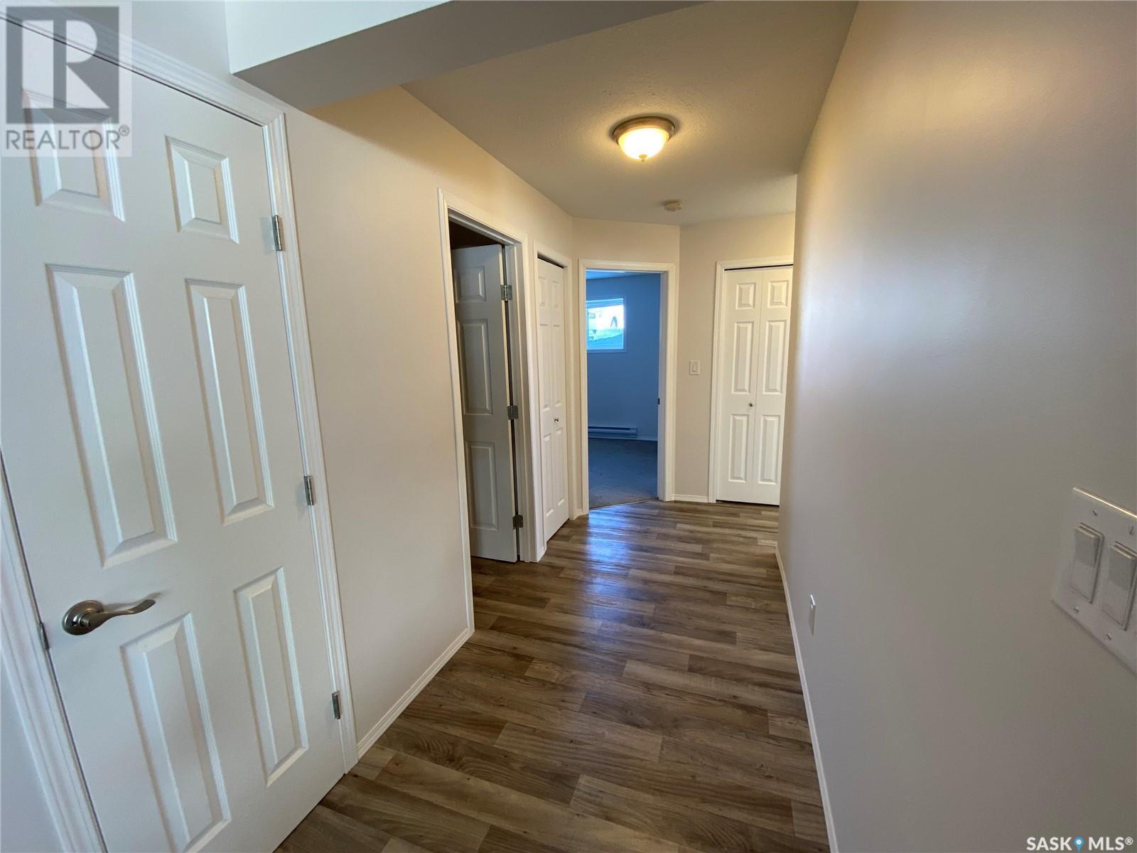 












104 Railway AVENUE E

,
Kindersley Rm No. 290,




Saskatchewan
S0L1S0

