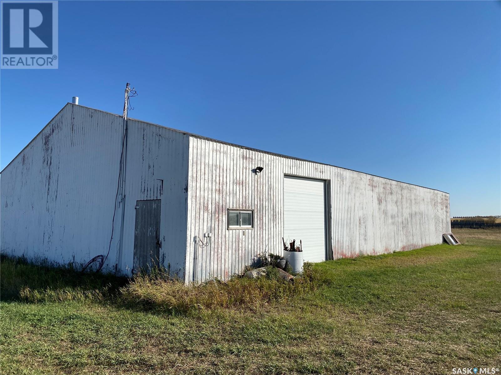 












18 acres SW 24-29-21W3

,
Kindersley Rm No. 290,




Saskatchewan
S0L1S0

