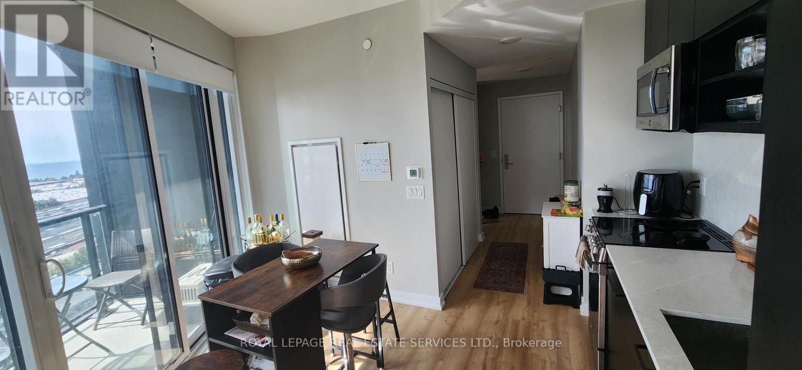 












1111 - 135 EAST LIBERTY STREET

,
Toronto,




Ontario
M6K3K4

