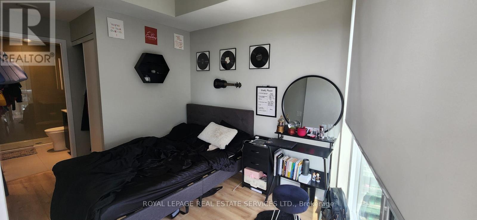 












1111 - 135 EAST LIBERTY STREET

,
Toronto,




Ontario
M6K3K4

