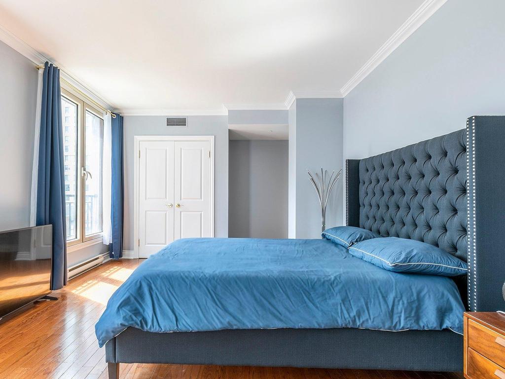 









1210


Boul. De Maisonneuve O.

, 5H,
Montréal (Ville-Marie),




QC
H3A0A2

