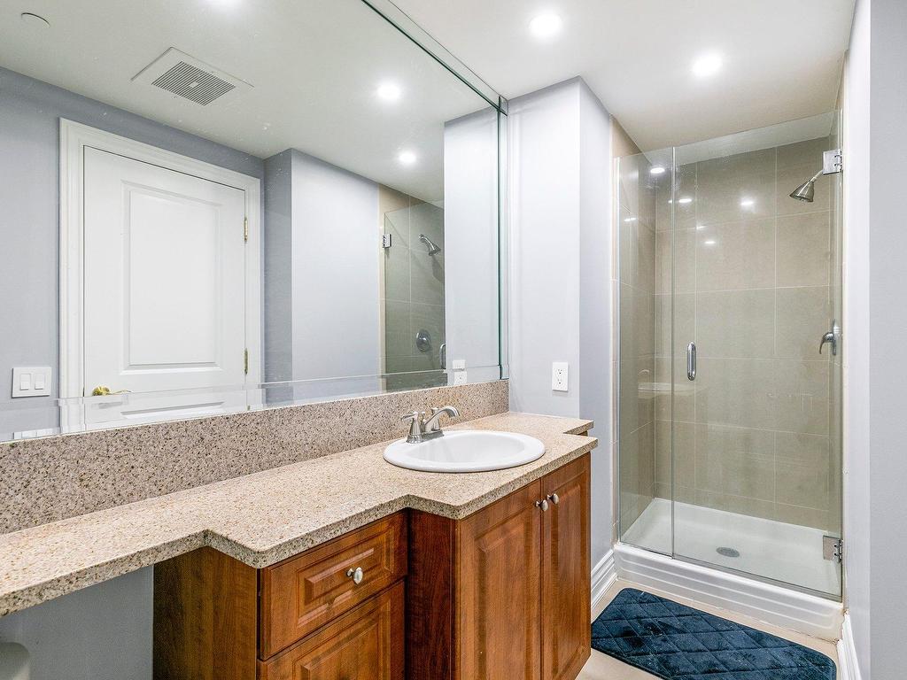 









1210


Boul. De Maisonneuve O.

, 5H,
Montréal (Ville-Marie),




QC
H3A0A2

