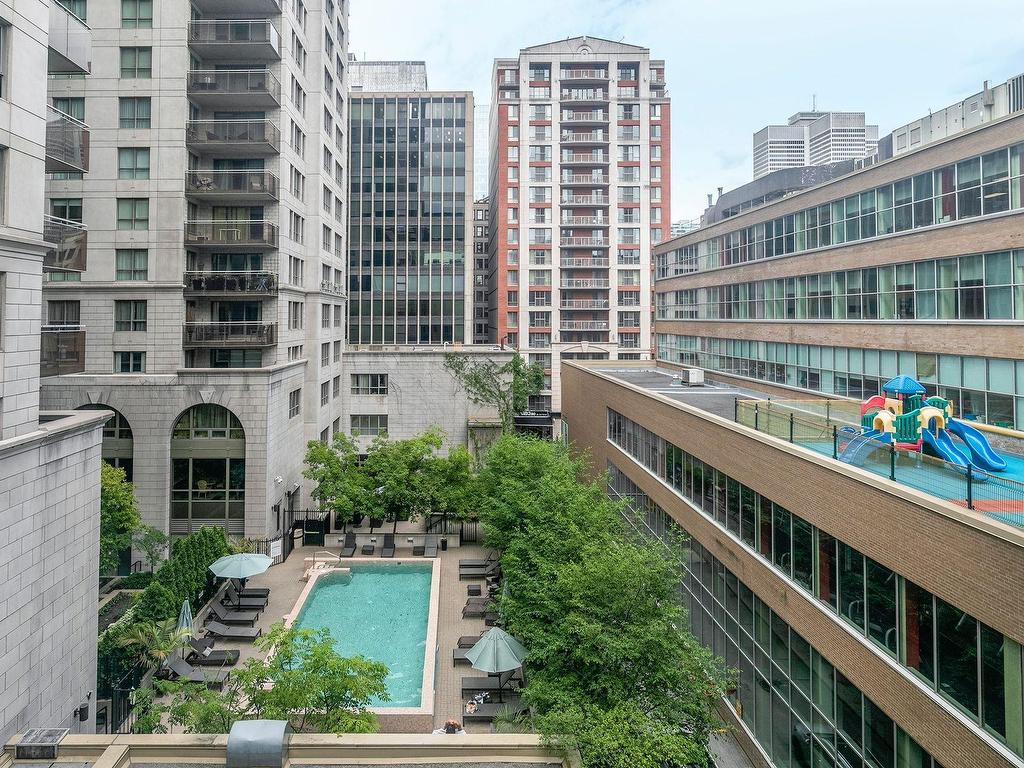 









1210


Boul. De Maisonneuve O.

, 5H,
Montréal (Ville-Marie),




QC
H3A0A2


