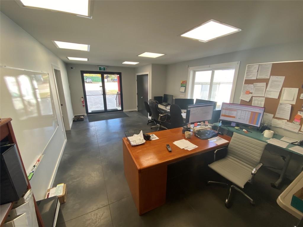 









2305


6th

Avenue,
Castlegar,




BC
V1N 2W1

