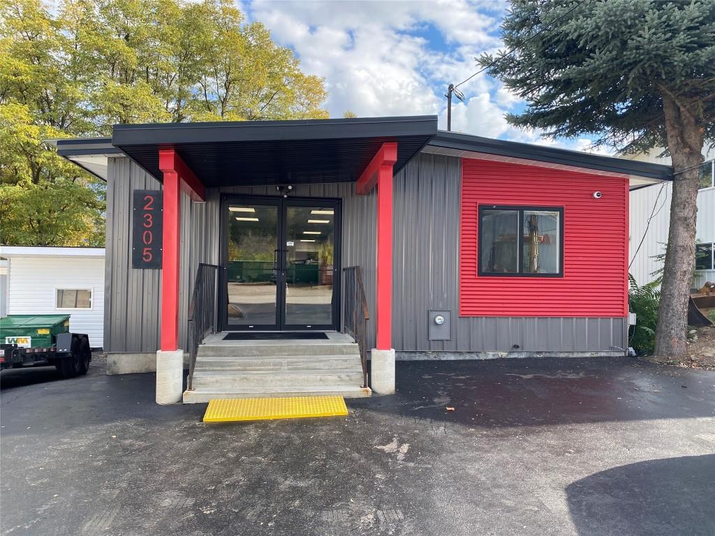 









2305


6th

Avenue,
Castlegar,




BC
V1N 2W1


