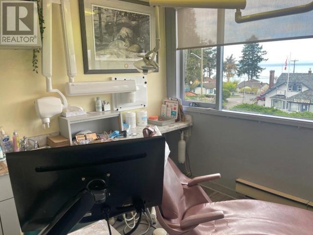 












4660 MARINE AVE

,
Powell River,




British Columbia
V8A2L1

