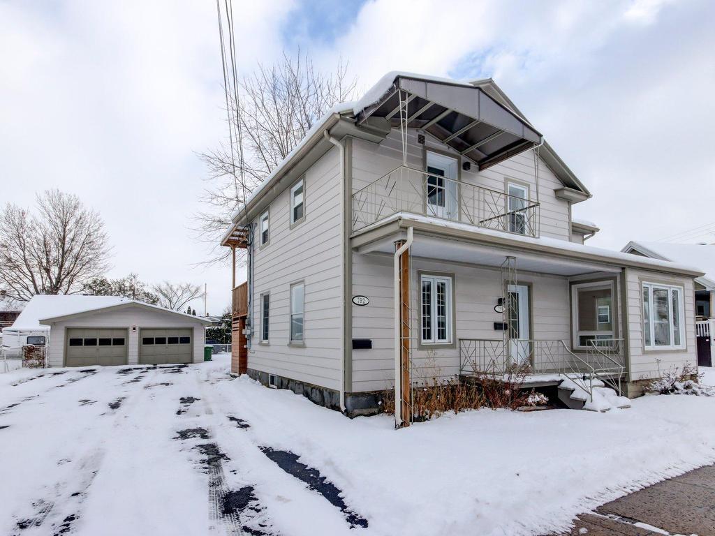 









790

 - 792


3e Rue

,
Saint-Jean-sur-Richelieu,




QC
J2X3L4

