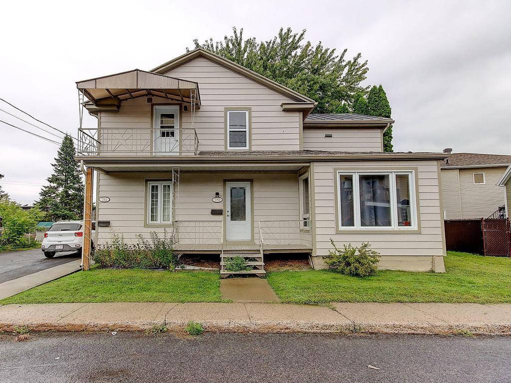 









790

 - 792


3e Rue

,
Saint-Jean-sur-Richelieu,




QC
J2X3L4

