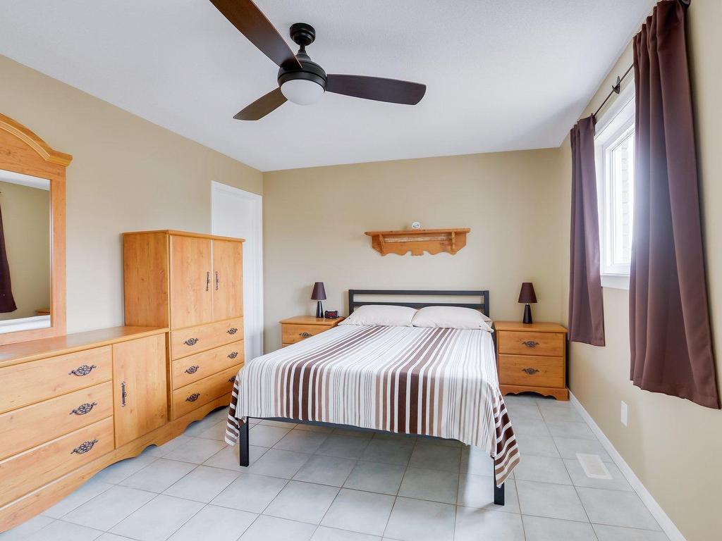 









24


Rue du St-Médard

,
Gatineau (Aylmer),




QC
J9H7A7


