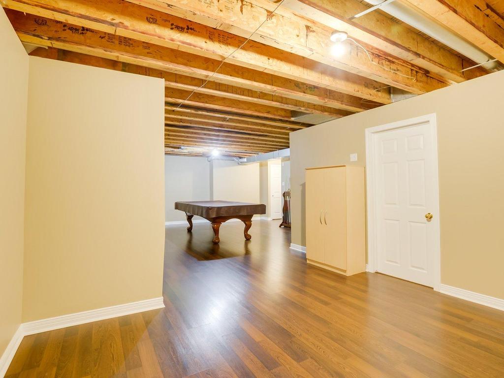 









24


Rue du St-Médard

,
Gatineau (Aylmer),




QC
J9H7A7

