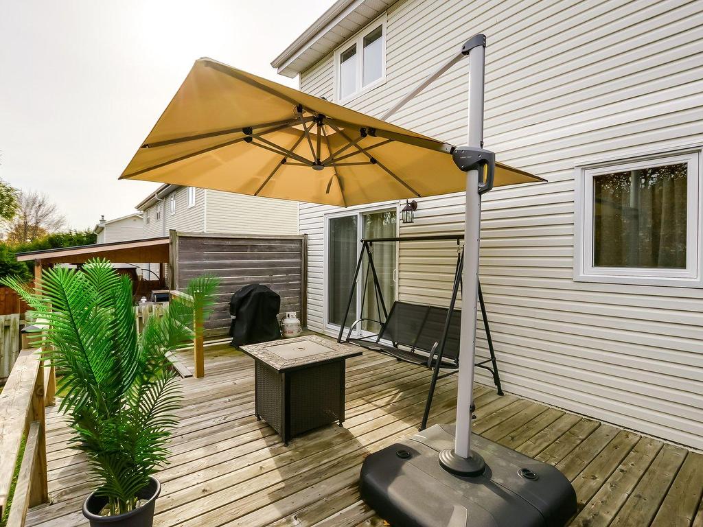 









24


Rue du St-Médard

,
Gatineau (Aylmer),




QC
J9H7A7

