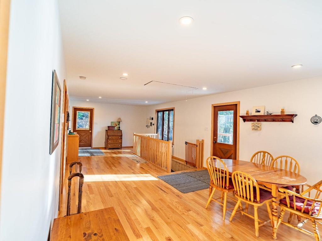









1115


Ch. McArthur

,
Boileau,




QC
J0T1G0

