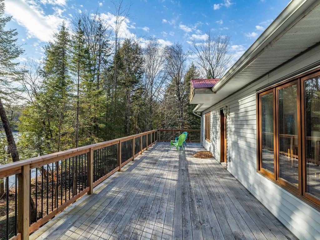 









1115


Ch. McArthur

,
Boileau,




QC
J0T1G0

