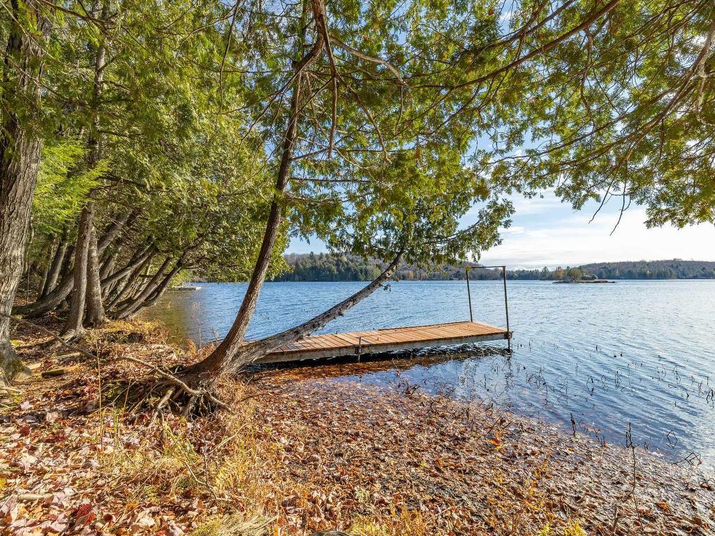 









1115


Ch. McArthur

,
Boileau,




QC
J0T1G0


