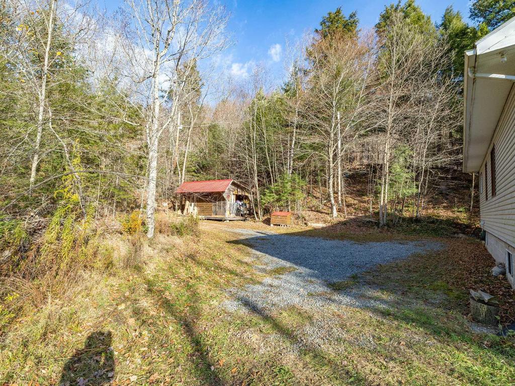 









1115


Ch. McArthur

,
Boileau,




QC
J0T1G0

