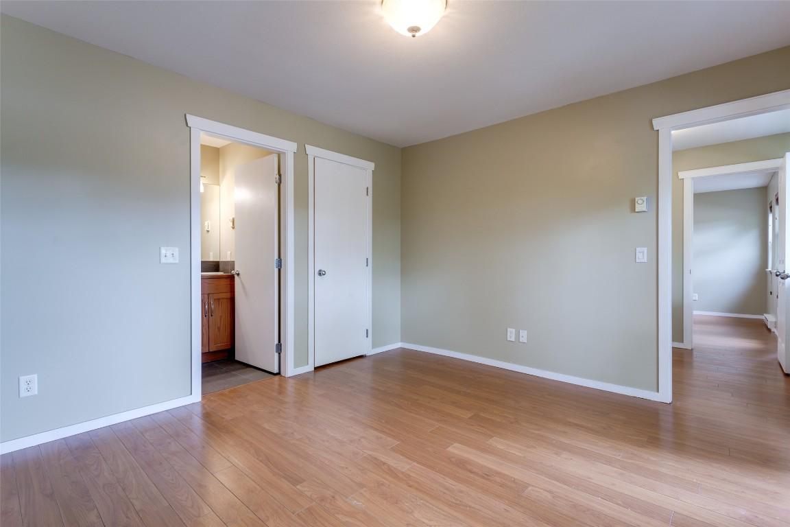









860


Glenwood

Avenue,
Kelowna,




BC
V1Y 5M5

