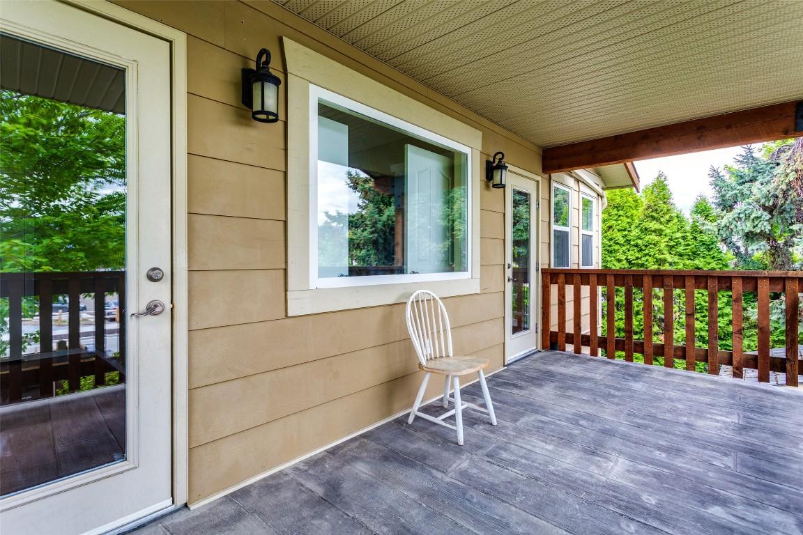 









860


Glenwood

Avenue,
Kelowna,




BC
V1Y 5M5

