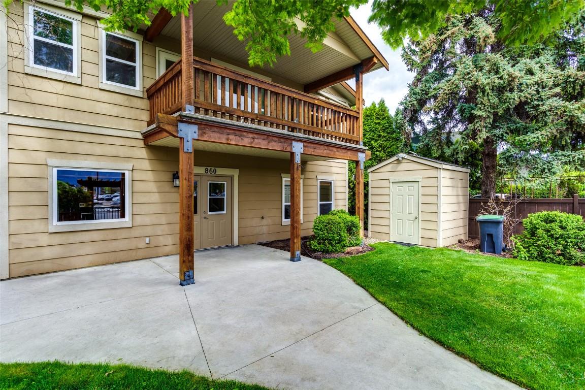 









860


Glenwood

Avenue,
Kelowna,




BC
V1Y 5M5

