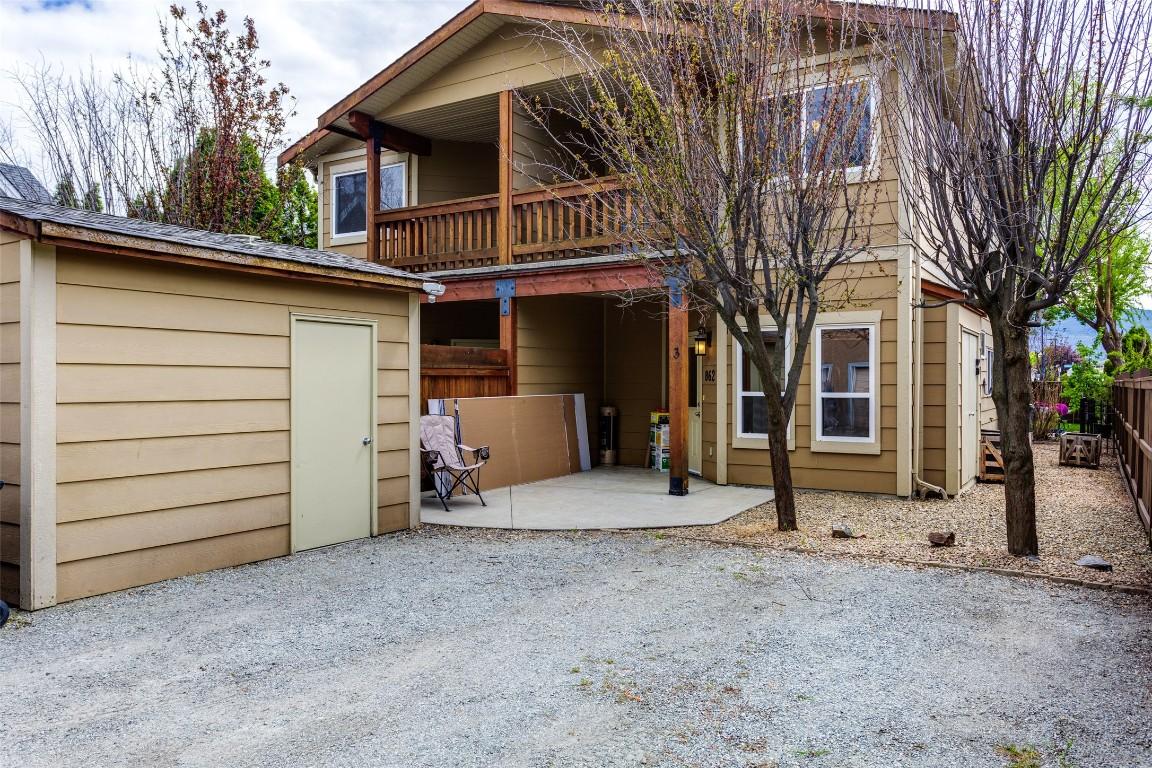 









860


Glenwood

Avenue,
Kelowna,




BC
V1Y 5M5

