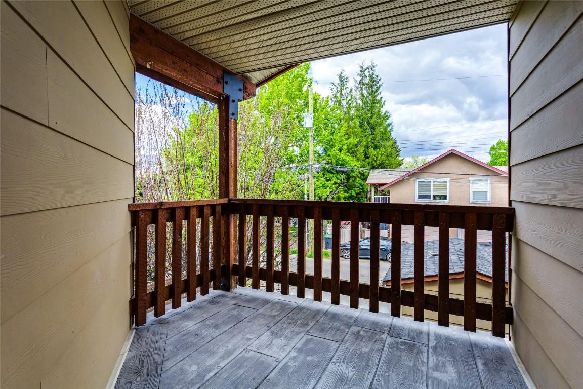 









860


Glenwood

Avenue,
Kelowna,




BC
V1Y 5M5

