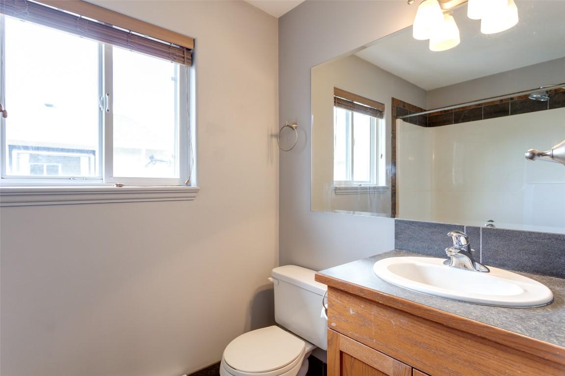 









860


Glenwood

Avenue,
Kelowna,




BC
V1Y 5M5

