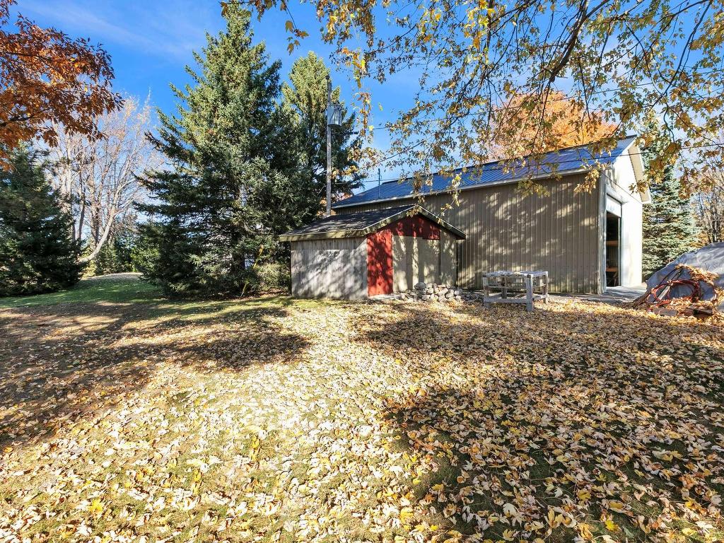









2087


Ch. Lakeshore

,
Clarenceville,




QC
J0J1B0

