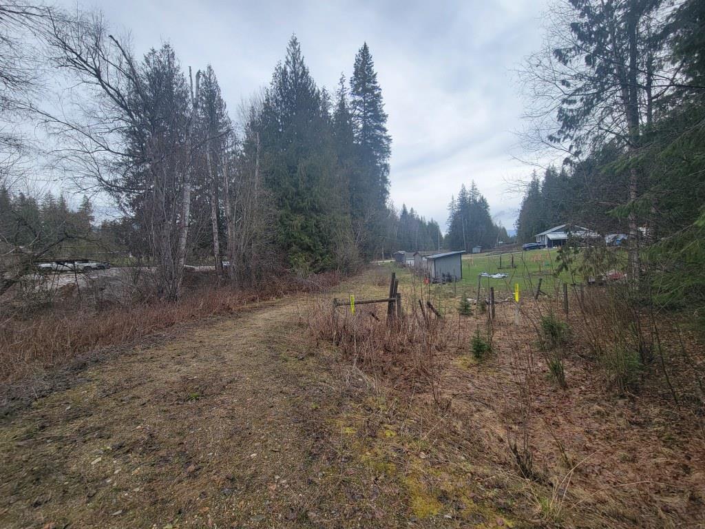 









28


Gardom Lake

Road,
Enderby,







BC
V0E 1V3

