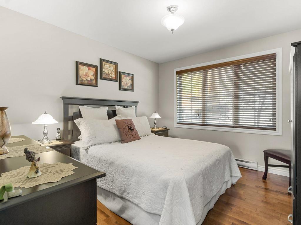 









600


Ch. des Pionniers

,
Saint-Mathieu-du-Parc,




QC
G0X1N0

