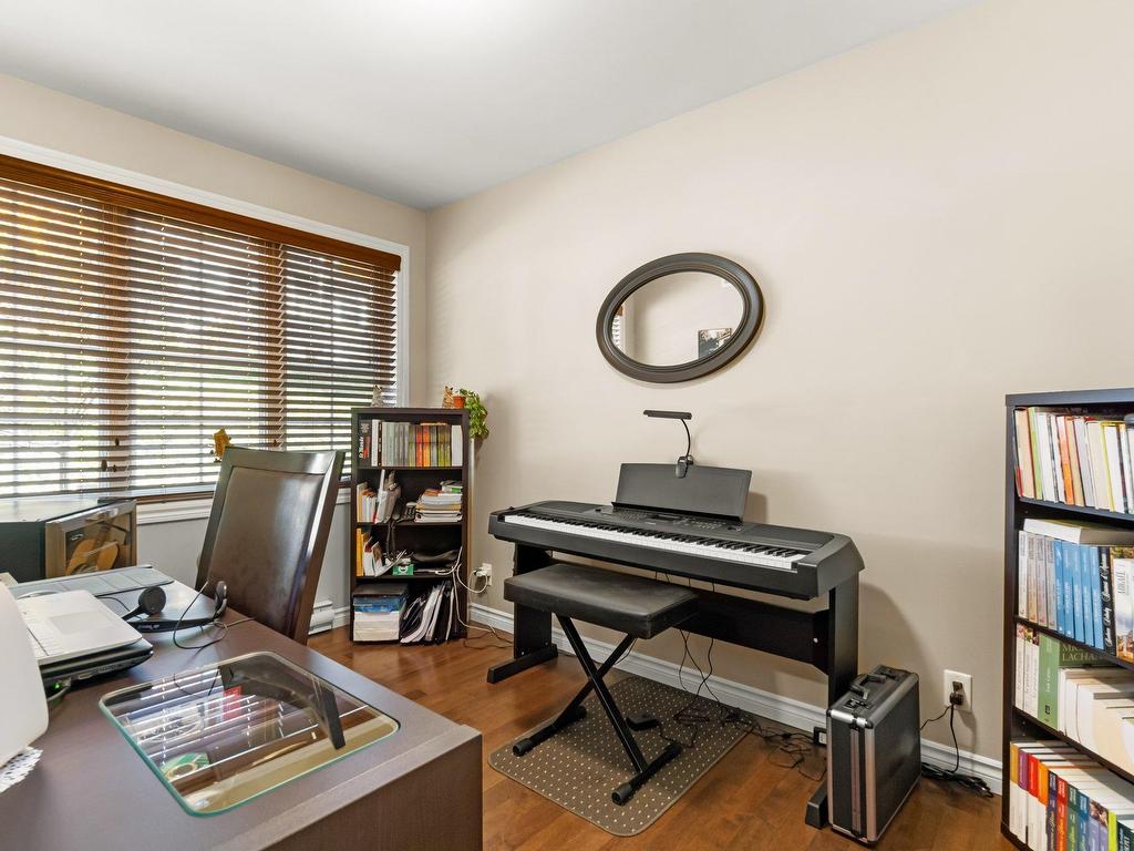 









600


Ch. des Pionniers

,
Saint-Mathieu-du-Parc,




QC
G0X1N0

