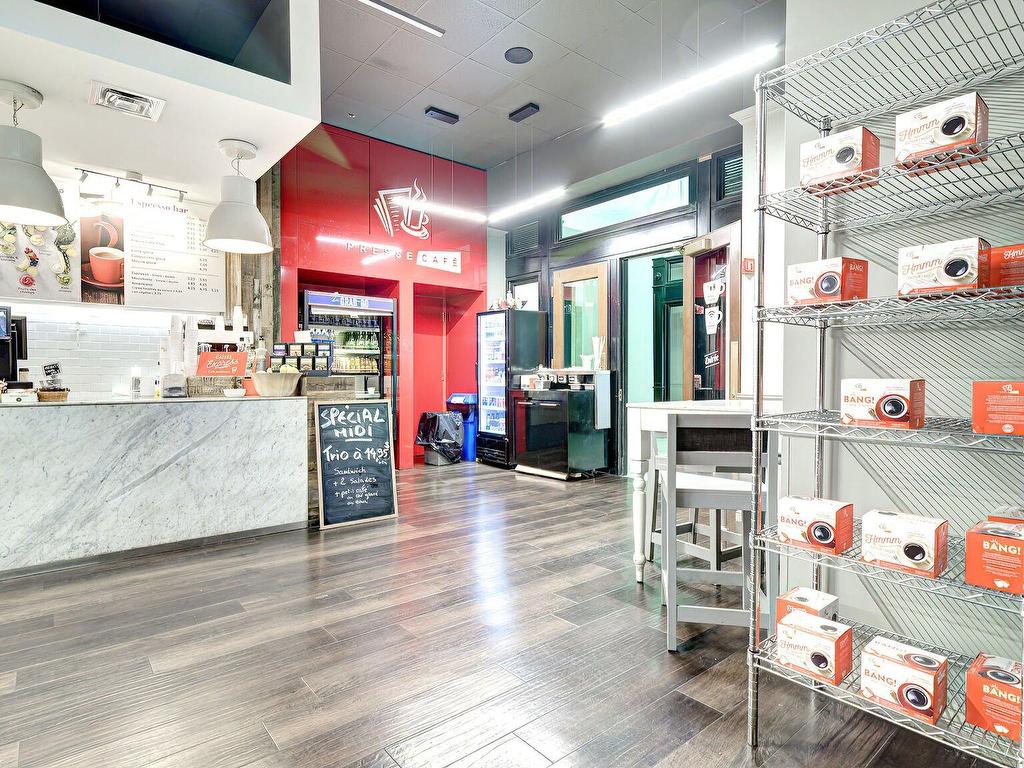 









1100


Av. des Canadiens-de-Montréal

,
Montréal (Ville-Marie),




QC
H3C2H8

