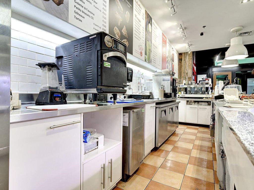 









1100


Av. des Canadiens-de-Montréal

,
Montréal (Ville-Marie),




QC
H3C2H8


