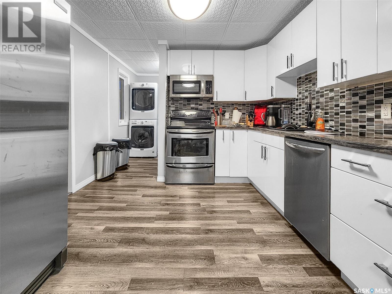 












102 7th AVENUE W

,
Central Butte,




Saskatchewan
S0H0T0

