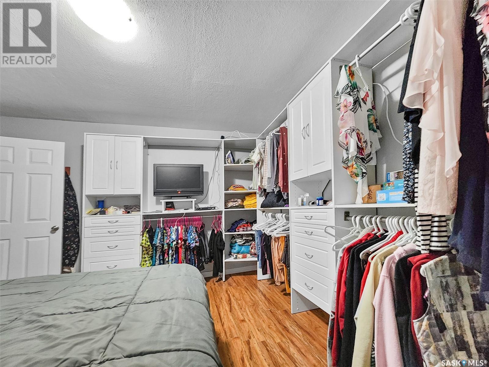 












102 7th AVENUE W

,
Central Butte,




Saskatchewan
S0H0T0

