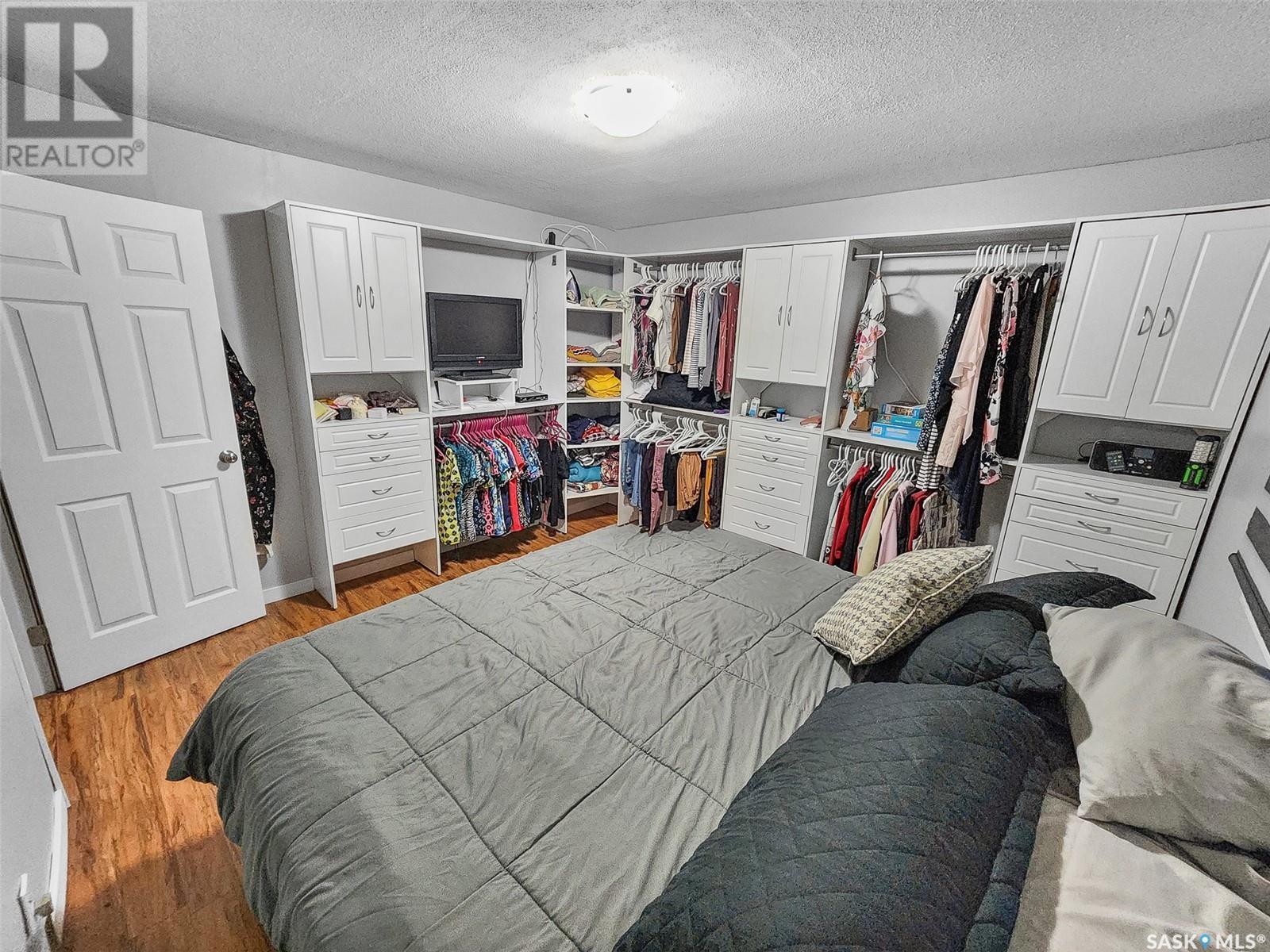 












102 7th AVENUE W

,
Central Butte,




Saskatchewan
S0H0T0

