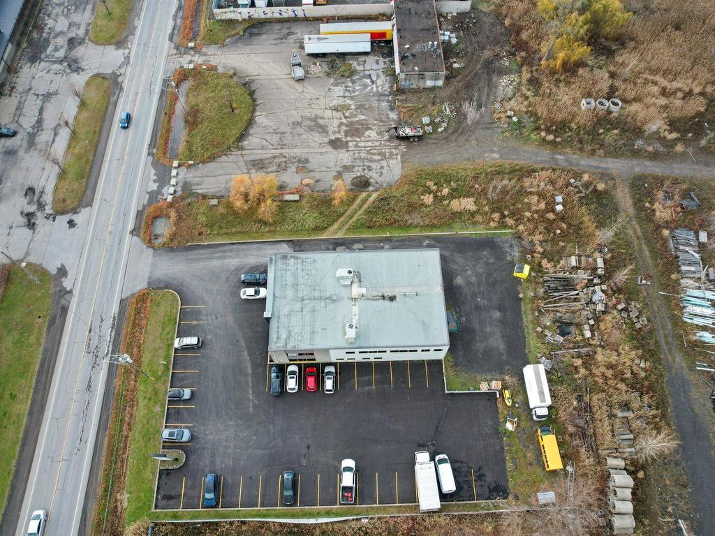 









190


Boul. Industriel

, B,
Châteauguay,




QC
J6N1C1

