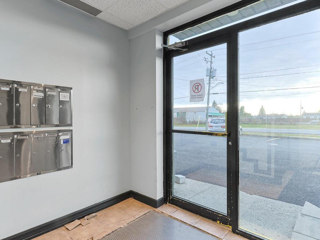 









190


Boul. Industriel

, B,
Châteauguay,




QC
J6N1C1


