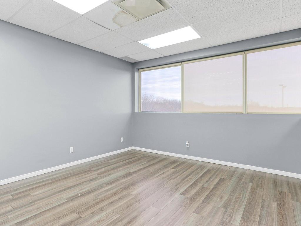 









190


Boul. Industriel

, B,
Châteauguay,




QC
J6N1C1

