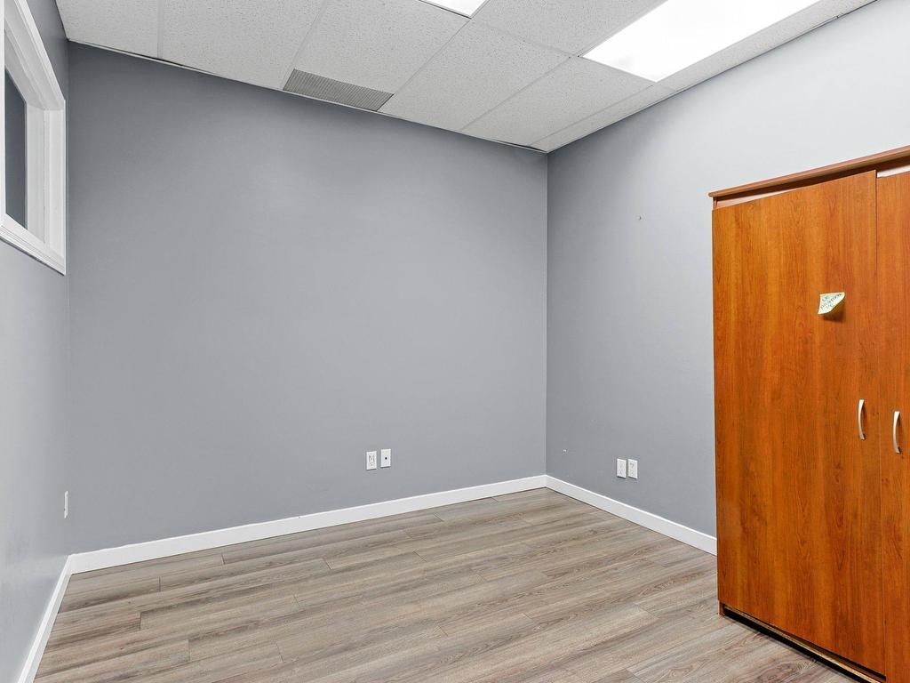 









190


Boul. Industriel

, B,
Châteauguay,




QC
J6N1C1

